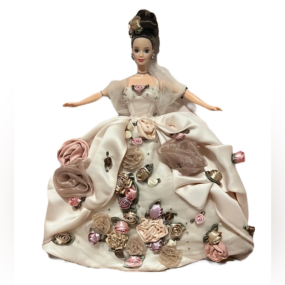 FAO Schwarz Antique Rose Barbie Limited Edition 1996